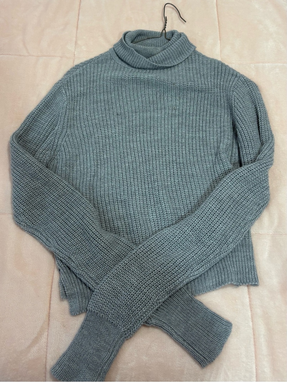 UK2LA Slate Grey Cropped Turtleneck Sweater